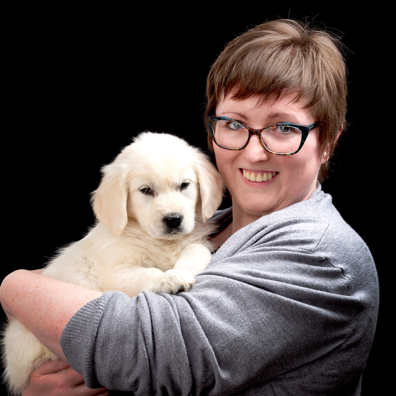 De Huisdierfotograaf Karen Ketels met haar hond Hebe